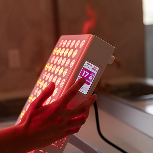 Vital PRO 2.0 – Professional 9-Wavelength Red Light Therapy Panel