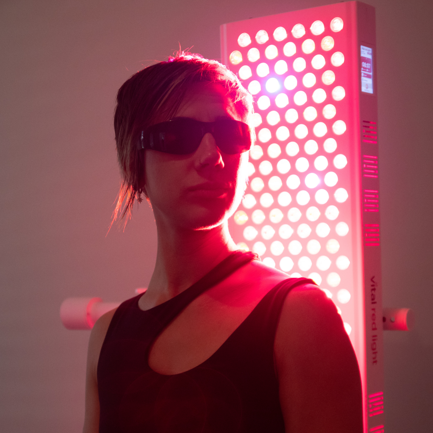 Vital Elite 2.0 – Professional 9-Wavelength Red Light Therapy Panel